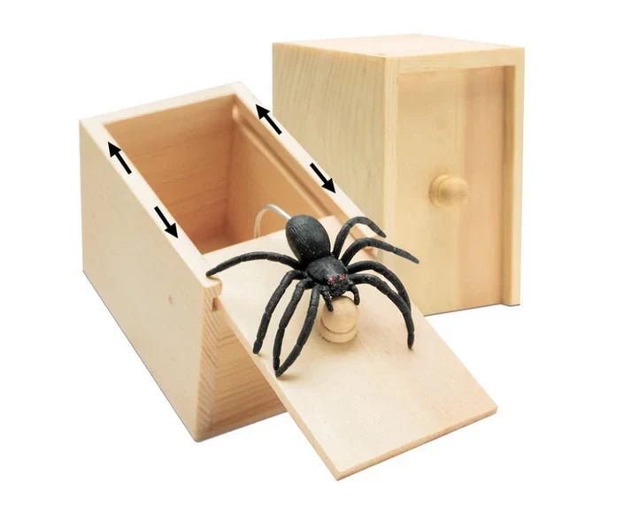 PRANKBOX™ - HIDDEN SPIDER SURPRISE